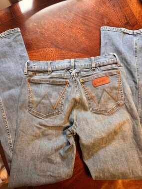 Wrangler Retro Light Wash slim boot - Light Blue